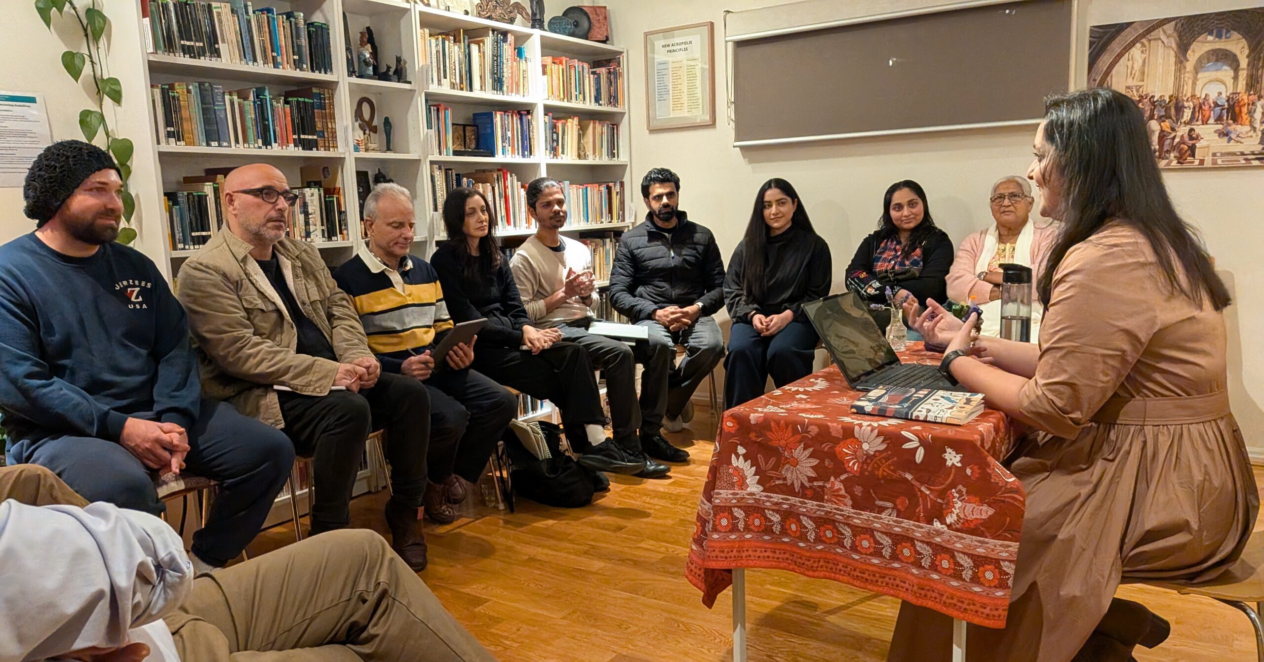 Living Philosophy course participants at New Acropolis